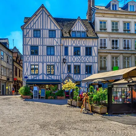 Vieux Marche Sublime Avec Ascenseur Rouen