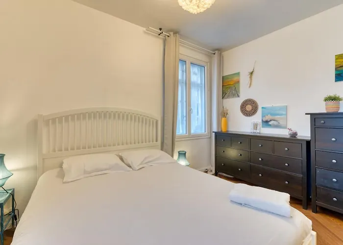 Vieux Marche Sublime Avec Ascenseur Rouen