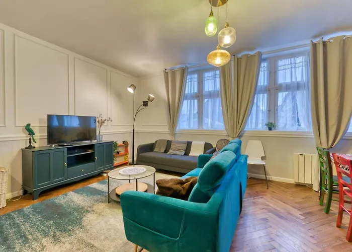 Vieux Marche Sublime Avec Ascenseur * Rouen